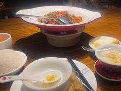 -爱碗亭·鲜炒湖南菜(壹城中心店)