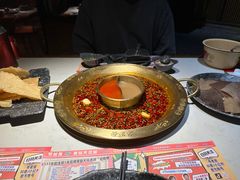 -哥老官重庆美蛙鱼头(龙湖杭州金沙天街店)