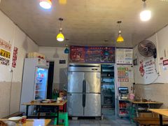 -毛毛老火锅(八年观音桥店)