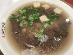 -百年尹氏汤包(湖南路狮子桥店)