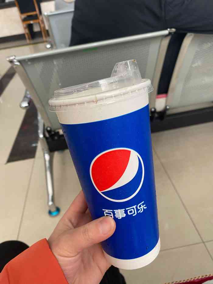 德克士(宜兴城北店)-"点个餐叽叽歪歪,跟欠你的似的.老子特么是.