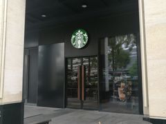 -星巴克(杭州湖滨银泰E区店)