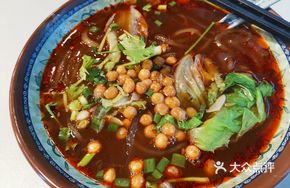 Spicy Sour Chicken Foot Noodles