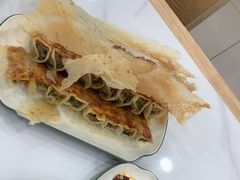 -大肚水饺锅贴·家常融合菜(新港店)