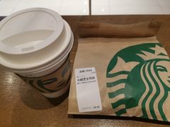 -星巴克(昆明美辰百货店)