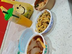 -观音桥步行街