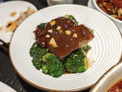 -万重锦·人文川菜馆(骡马市店)