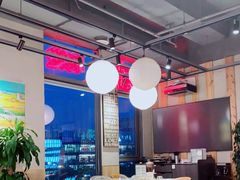 大堂-日进一片海.生腌海鲜火锅.宵夜烧烤(三里屯总店)