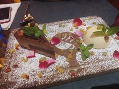 -YUE·6·西式融合餐厅(外滩六号店)