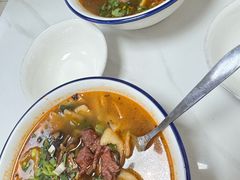 -明记汤揪片子炒面(红山市场特色美食街店)