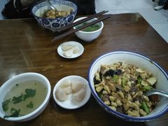-老乌家特色小炒泡馍(大皮院店)