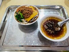 -洪记凉米线(新兴路店)