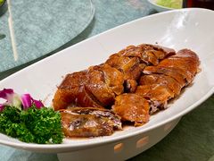 招牌瓦缸烧鹅-四季大酒楼(白濠店)