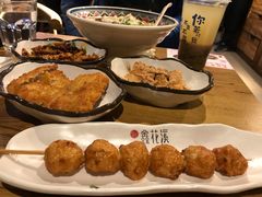 -鑫花溪牛肉米粉(人民广场店)