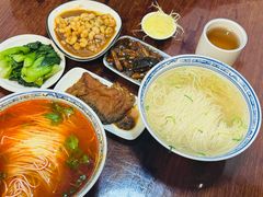 -同得兴 Since·1995 传统苏式面馆(嘉馀坊店)