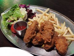蜂蜜炸鸡拼盘-TAMATI(巴黎贝甜韩式西餐厅店)