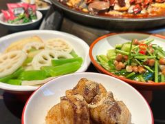 -辣尚瘾·烤鱼·新川菜(交大直营店)