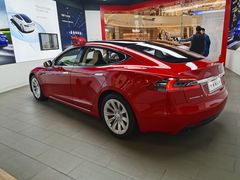 -TESLA 特斯拉(郑州正弘城体验店)