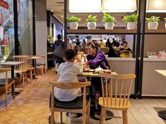 用餐区-肯德基(龙昆南店)