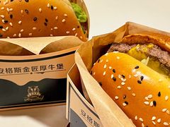 -麦当劳(哈西万达店)