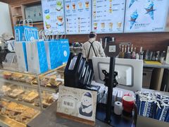 -抱抱地球咖啡馆(国家海洋博物馆店)