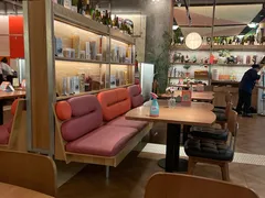 -芭莉与彩虹西餐厅(成都合生汇店)