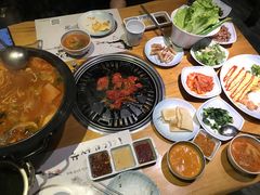 -唯成•韩国炭火烤肉 유성고기