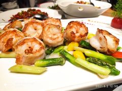 -千百味红餐厅·江西菜(绿地双子塔店)