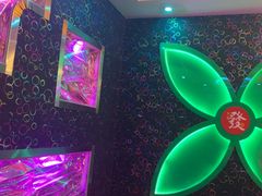 -路边边.炒菜烧烤.音乐餐厅(良乡长虹店)