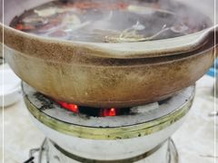 -广味炭炉鸡煲(宝业路分店)