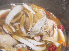 -芸山季·云南山珍菌火锅(人民广场来福士店)