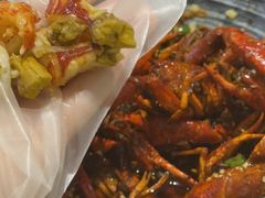 -肥肥虾庄·金牌油焖大虾(汉口城市广场店)