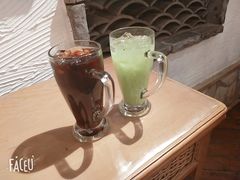 -老牌坊云南鱼豆花火锅(爱建店)