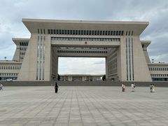 -霍尔果斯国门景区