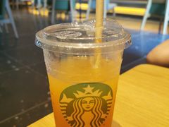 -星巴克臻选(上海长风大悦城店)