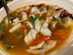泰式香草酸辣汤浸鱼-Thai Alley泰爱里(二沙岛店)