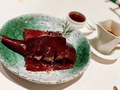 西班牙黑毛猪叉烧拼烧仔鹅-誉珑轩