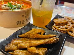 -何记花甲(海岸城旗舰店)