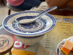 -广信牛奶甜品世家(台东店)