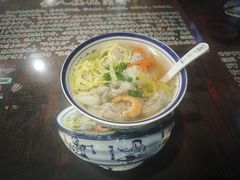 -长人馄饨铺(解放街店)