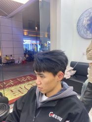 -乾健·烫染·接发SALON