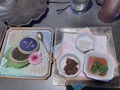 -铭牛烧肉·和牛海鲜自助(高新月牙湖店)