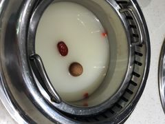 -龍歌自助小火锅(市南金茂湾店)