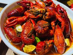 -叶派龙虾•招牌香辣蟹·海鲜(中海国际店)