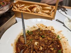 -关东小磨东北菜(漕河泾印象城店)