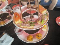 -亚龙湾喜来登·美景台大堂吧