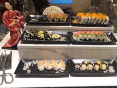 -松咖啡自助餐厅·松北香格里拉