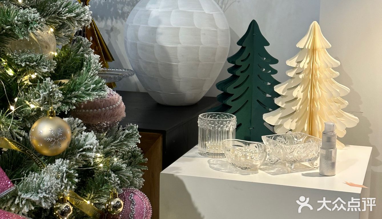 生日收到这么漂亮的蛋糕🎂心情也变得美美哒[爱心]