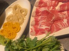 -德天肥牛海鲜火锅(城西银泰店)