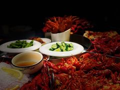 -茸梅路右拐龙虾-农家菜(松江店)
